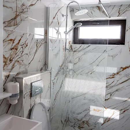 호텔 Avenue - Avenue 3*