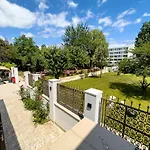 מלון Avenue - Avenue