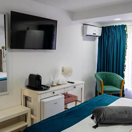 Avenue - Avenue Hotel Venus