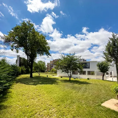 Avenue - Avenue Hotel Venus