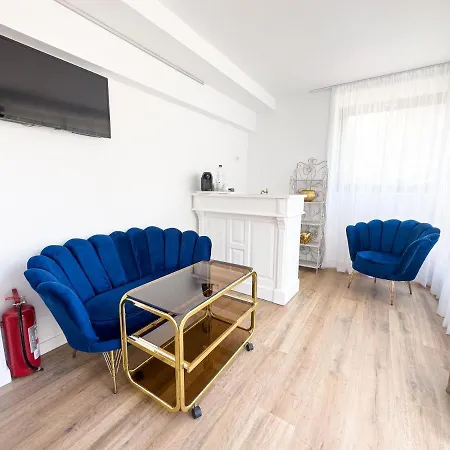 Avenue - Avenue Hotel Venus