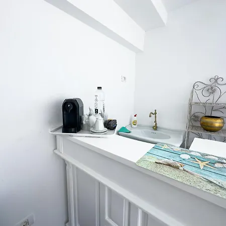 Avenue - Avenue 3* Venus