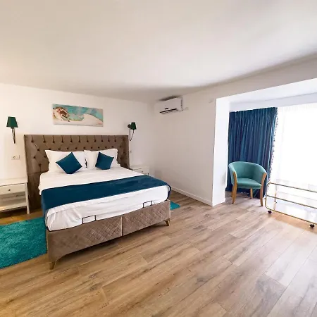 Avenue - Avenue Hotel 3*